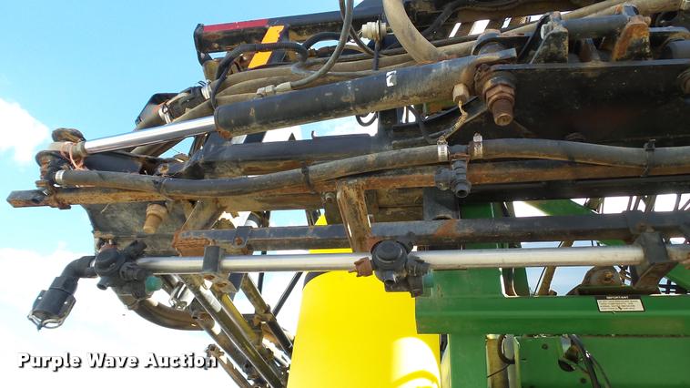 image for item DC2653 2012 John Deere 4730 self-propelled sprayer