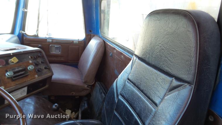 image for item DC2656 1986 Volvo White WCS64T seed tender truck