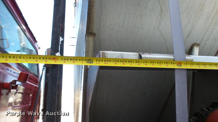 image for item DC2656 1986 Volvo White WCS64T seed tender truck