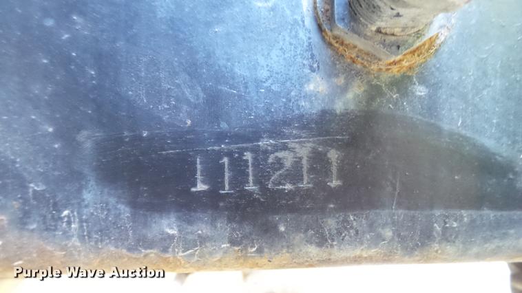 image for item DC2656 1986 Volvo White WCS64T seed tender truck