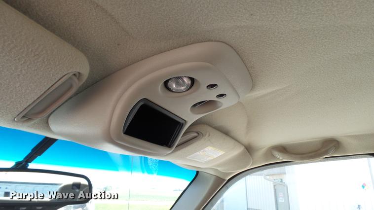 image for item DC2657 2003 Chevrolet Silverado 2500HD Ext. Cab pickup truck