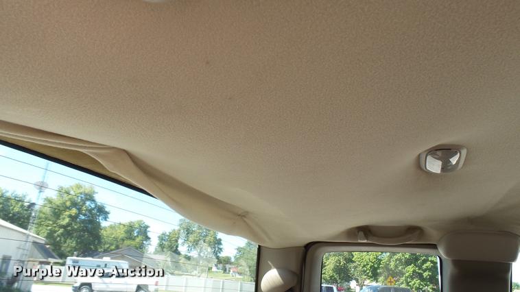 image for item DC2657 2003 Chevrolet Silverado 2500HD Ext. Cab pickup truck