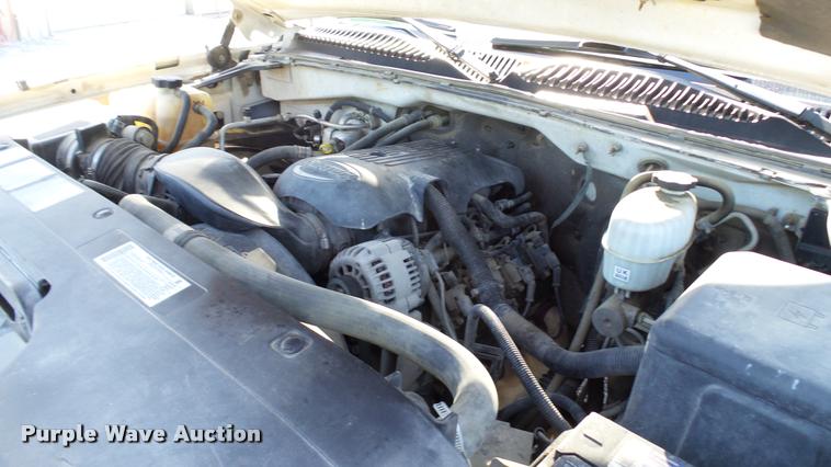 image for item DC2657 2003 Chevrolet Silverado 2500HD Ext. Cab pickup truck