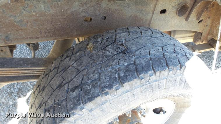 image for item DC2657 2003 Chevrolet Silverado 2500HD Ext. Cab pickup truck