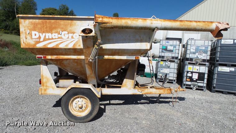 image for item DC2658 1990 Parker 1500 single hopper grain trailer