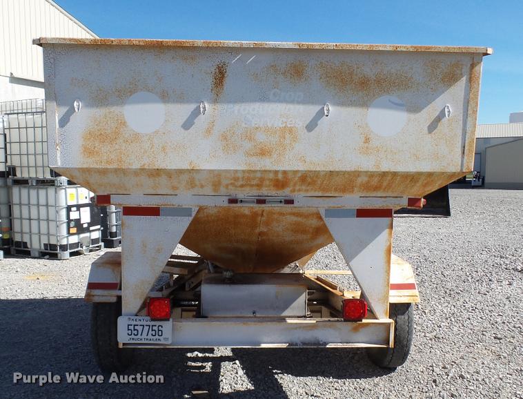 image for item DC2658 1990 Parker 1500 single hopper grain trailer