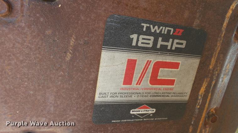 image for item DC2658 1990 Parker 1500 single hopper grain trailer