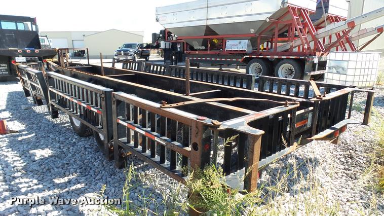 image for item DC2659 2000 B&B 24000 sprayer trailer