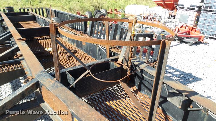 image for item DC2659 2000 B&B 24000 sprayer trailer