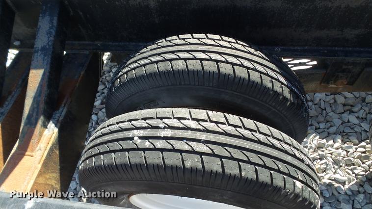 image for item DC2659 2000 B&B 24000 sprayer trailer