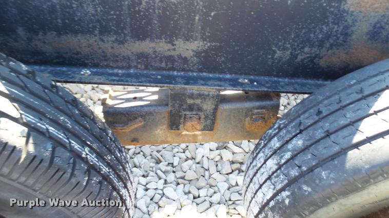 image for item DC2659 2000 B&B 24000 sprayer trailer