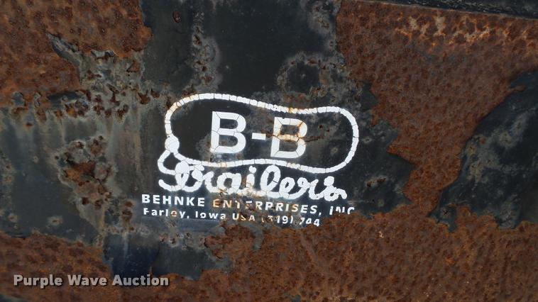 image for item DC2659 2000 B&B 24000 sprayer trailer