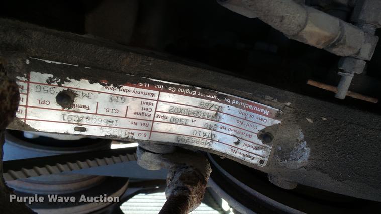 image for item DC2660 1989 International 2375 flatbed truck