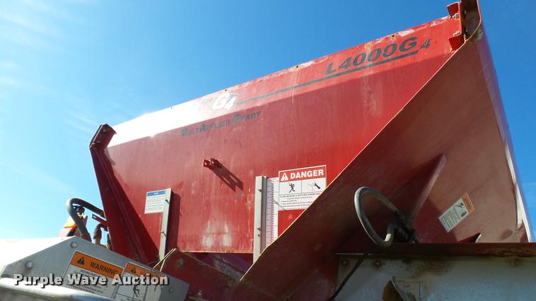 image for item DC2661 2006 Case IH FLX4520 self-propelled applicator