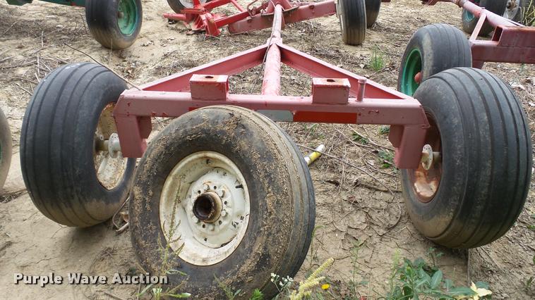 image for item DC2663 Anhydrous ammonia nurse tank running gear