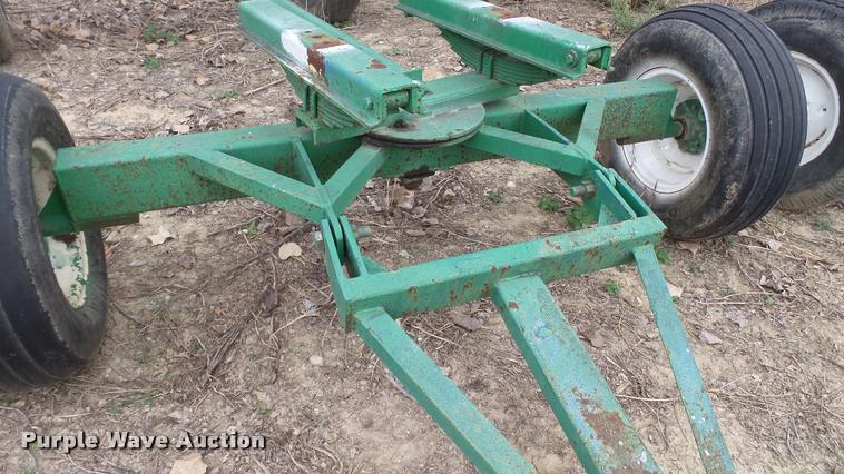 image for item DC2664 Anhydrous ammonia nurse tank running gear