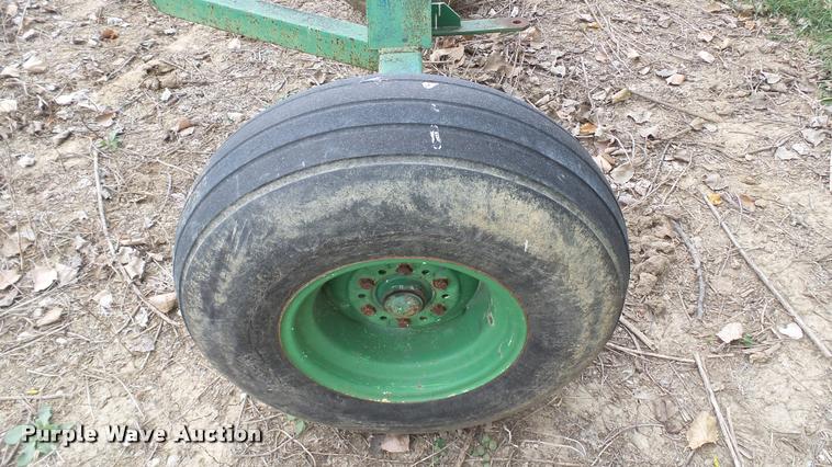 image for item DC2664 Anhydrous ammonia nurse tank running gear