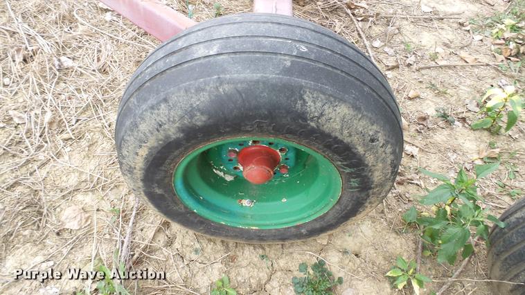 image for item DC2665 P & H anhydrous ammonia nurse tank running gear