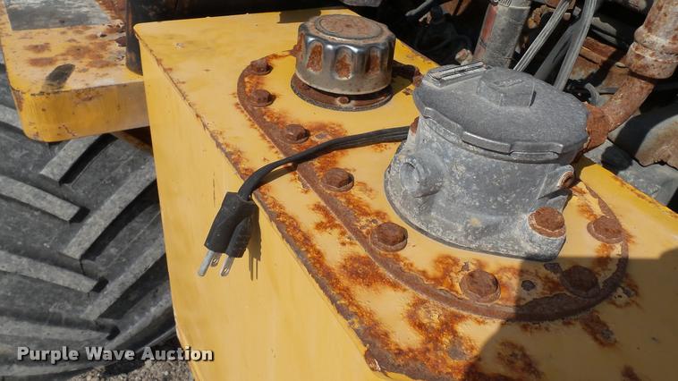 image for item DC2666 2000 Willmar Wrangler 4500 wheel loader