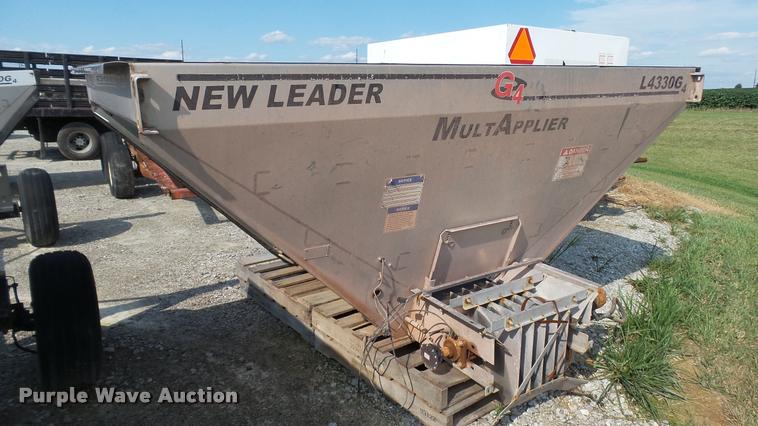 image for item DC2668 New Leader L4330G4 MultApplier stainless steel spreader box