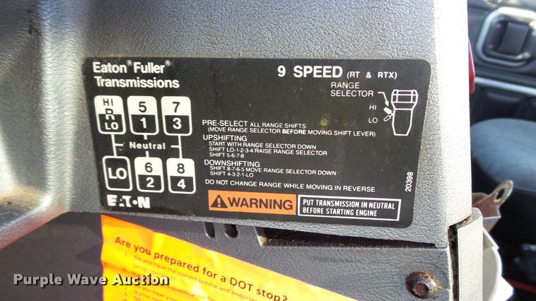 image for item DC2669 1996 Mack CH613 truck cab and chassis