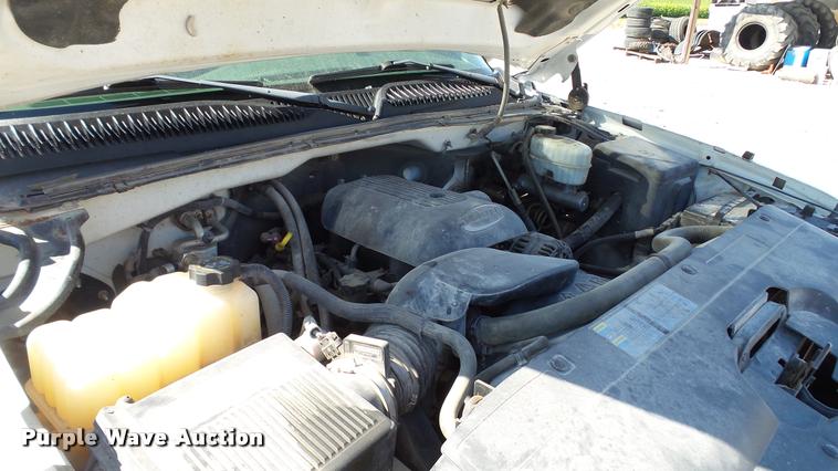 image for item DC2670 2006 Chevrolet Silverado 2500HD Ext. Cab pickup truck