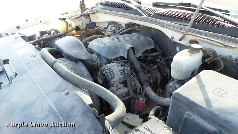 image for item DC2670 2006 Chevrolet Silverado 2500HD Ext. Cab pickup truck