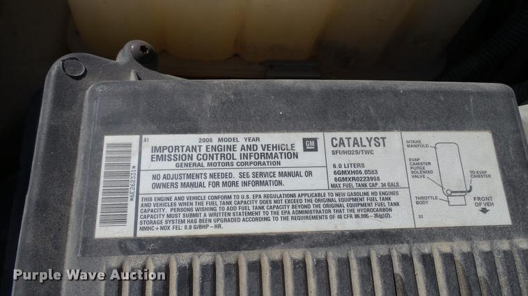 image for item DC2670 2006 Chevrolet Silverado 2500HD Ext. Cab pickup truck