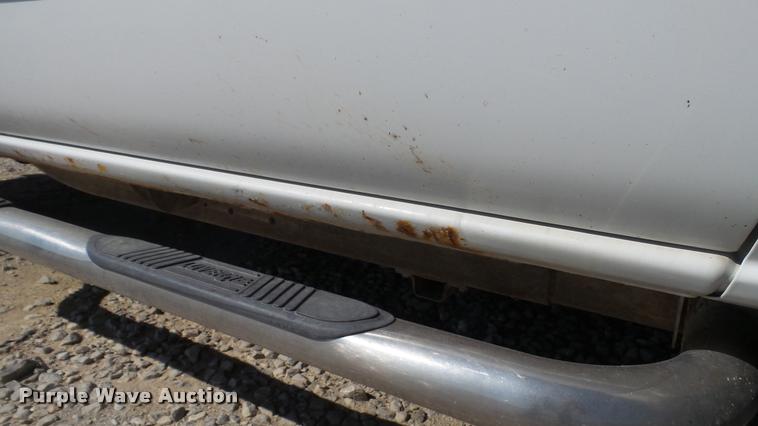 image for item DC2670 2006 Chevrolet Silverado 2500HD Ext. Cab pickup truck