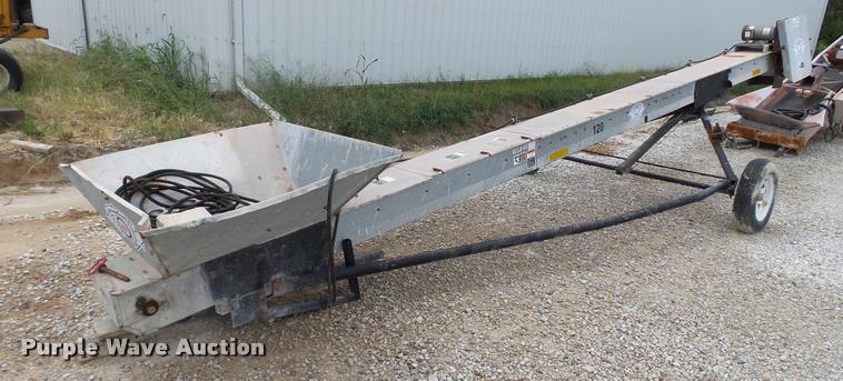 image for item DC2671 Unverferth seed conveyor