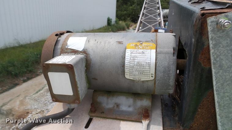 image for item DC2671 Unverferth seed conveyor