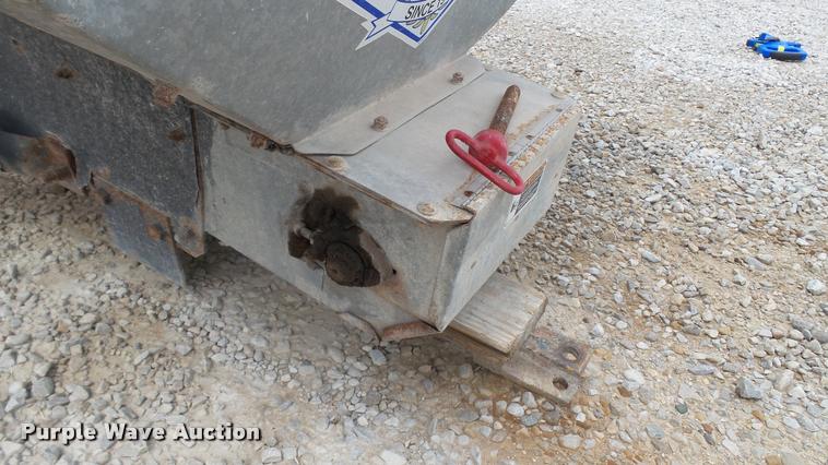 image for item DC2671 Unverferth seed conveyor