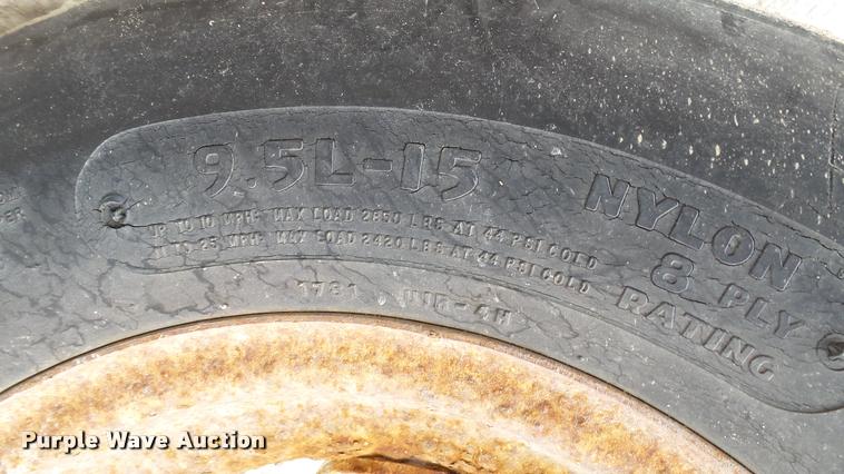 image for item DC2672 Waconia fertilizer conveyor