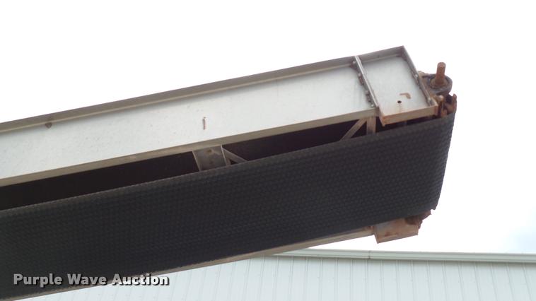 image for item DC2672 Waconia fertilizer conveyor