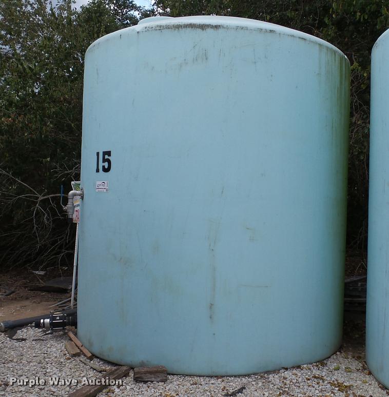 image for item DC2673 Norwesco flat bottom upright poly tank