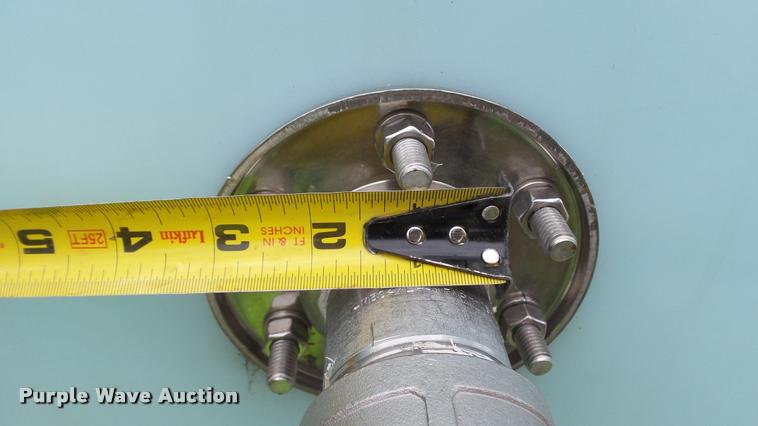 image for item DC2673 Norwesco flat bottom upright poly tank