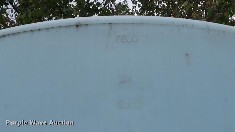 image for item DC2674 Norwesco flat bottom upright poly tank