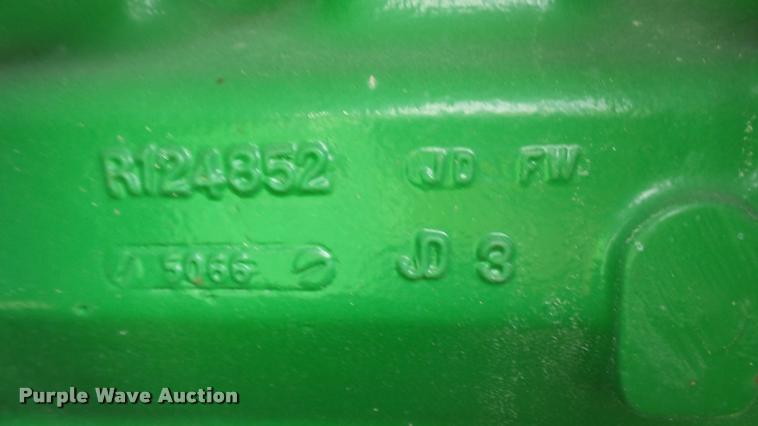 image for item DC2675 1995 John Deere 7200 MFWD tractor