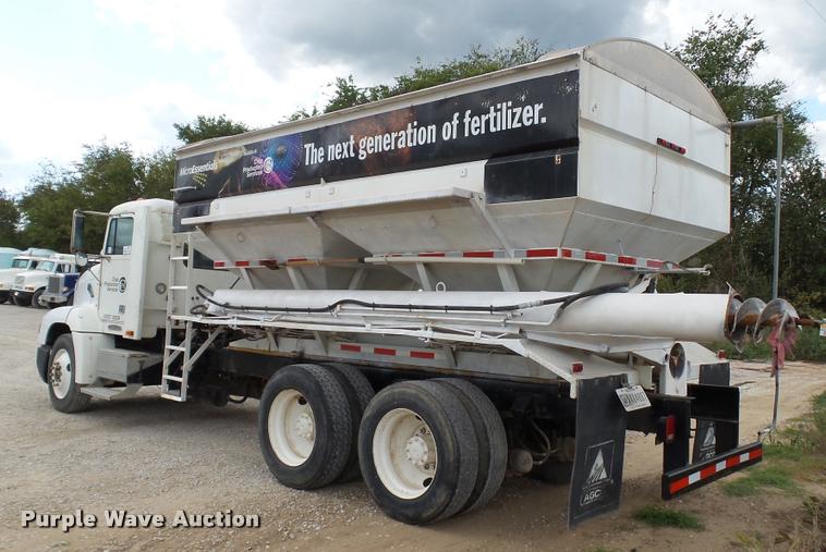 image for item DC2676 1995 Freightliner FLD112 seed tender truck