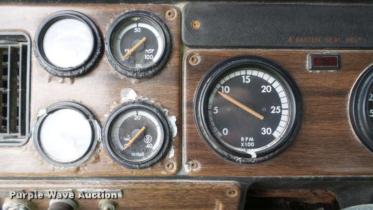 image for item DC2676 1995 Freightliner FLD112 seed tender truck