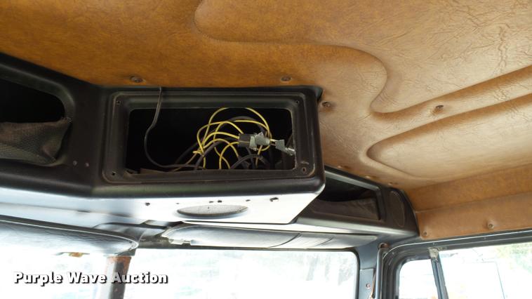 image for item DC2676 1995 Freightliner FLD112 seed tender truck