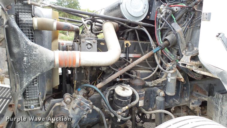 image for item DC2676 1995 Freightliner FLD112 seed tender truck