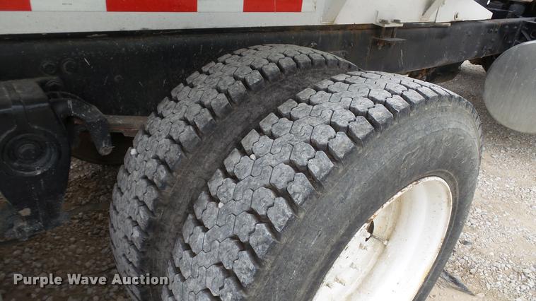 image for item DC2676 1995 Freightliner FLD112 seed tender truck