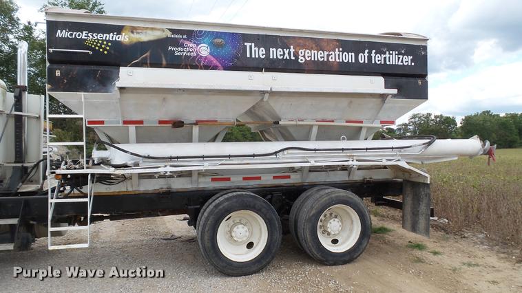 image for item DC2676 1995 Freightliner FLD112 seed tender truck