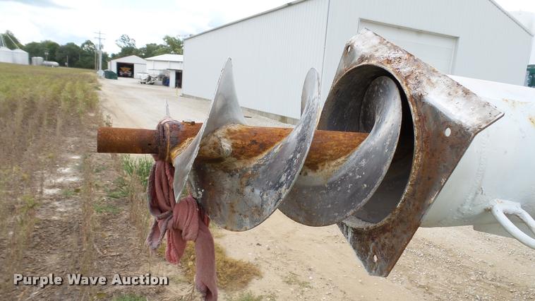 image for item DC2676 1995 Freightliner FLD112 seed tender truck