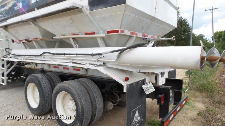 image for item DC2676 1995 Freightliner FLD112 seed tender truck