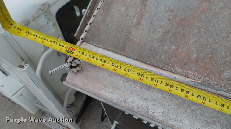 image for item DC2676 1995 Freightliner FLD112 seed tender truck