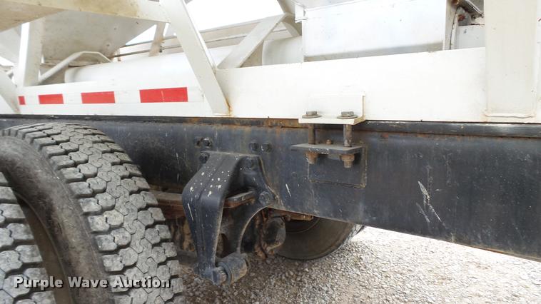 image for item DC2676 1995 Freightliner FLD112 seed tender truck