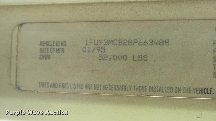 image for item DC2676 1995 Freightliner FLD112 seed tender truck