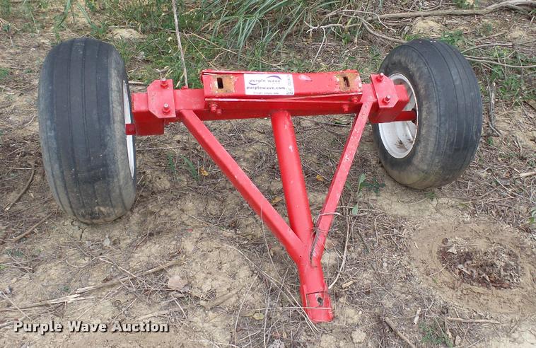 image for item DC2679 Anhydrous ammonia nurse tank running gear